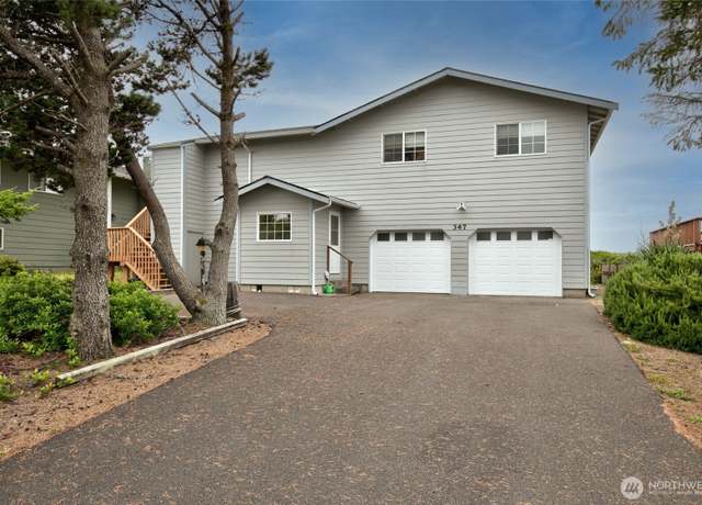 Property at 347 Sand Dune Ave SW, Ocean Shores, WA 98569, 4 beds, 2.5 baths