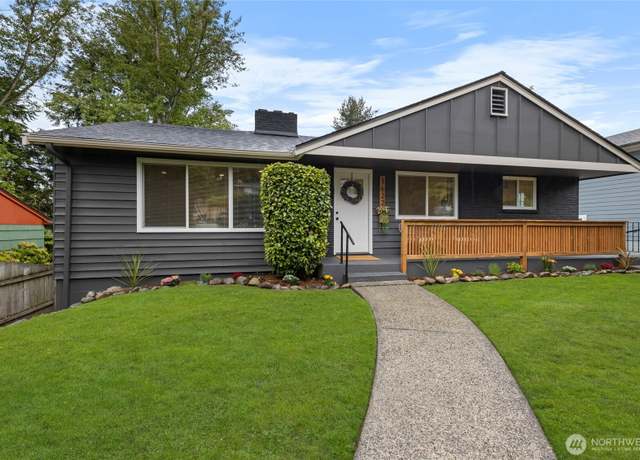 Property at 1622 S Mason Ave, Tacoma, WA 98405, 5 beds, 2 baths