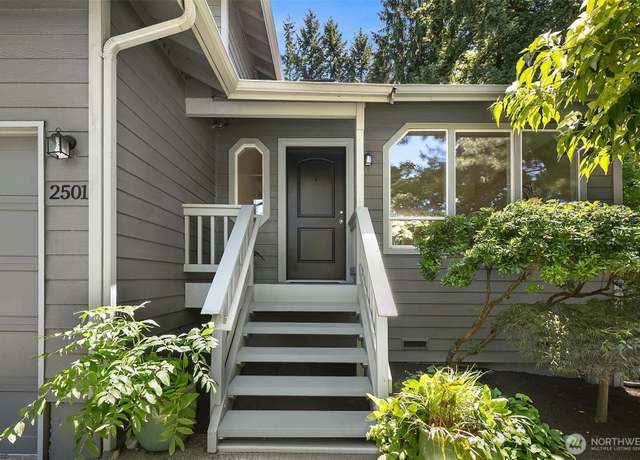 Property at 2501 NE 91st St, Seattle, WA 98115, 3 beds, 2.5 baths