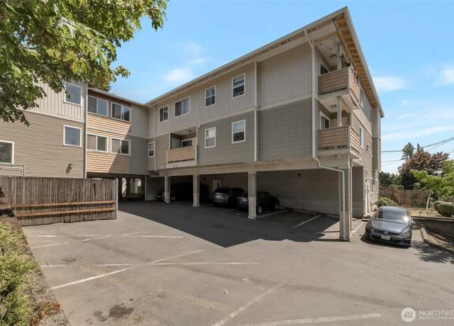 Property at 11424 1st Ave S #103, Seattle, WA 98168, 2 beds, 1 bath