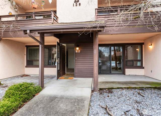 Property at 140 Summit Ave N Unit B2, Kent, WA 98030, 2 beds, 2 baths