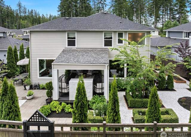 Property at 11812 Arrowhead Dr, Gig Harbor, WA 98332, 4 beds, 2.5 baths