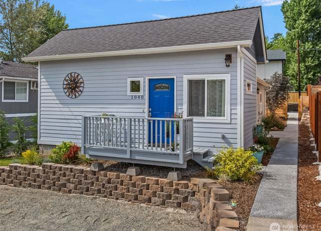 Property at 1040 S Director St Unit A, Seattle, WA 98108, 3 beds, 1 bath