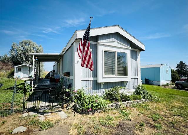 Property at 2201 Basin St SW #6, Ephrata, WA 98823, 2 beds, 2 baths