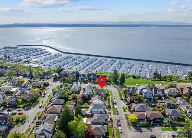 Property at 7420 34th Ave NW, Seattle, WA 98117, 2 beds, 2 baths