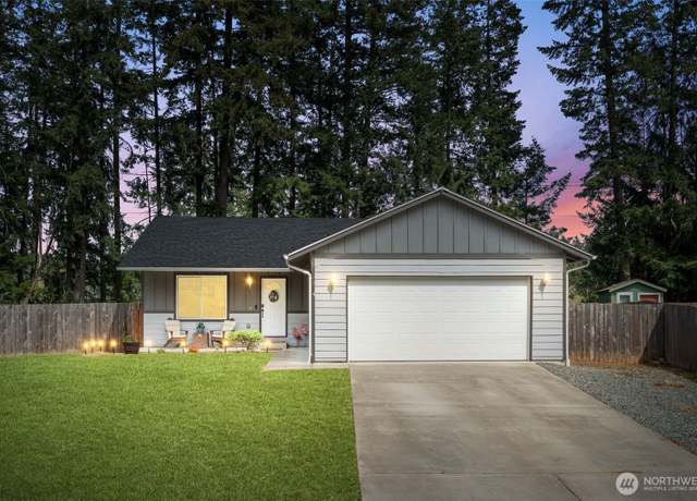 Property at 6914 197th St E, Spanaway, WA 98387, 3 beds, 2 baths