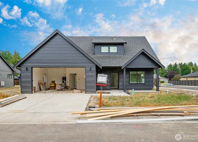 Property at 721 E 5th St, Nooksack, WA 98276, 4 beds, 3 baths