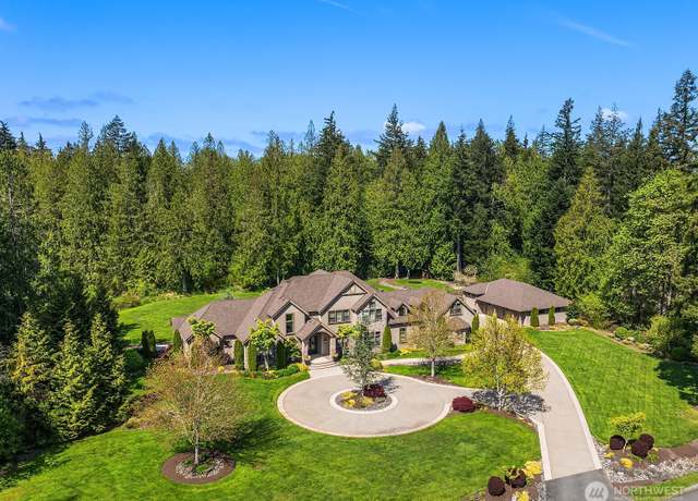 Property at 8825 255th Ave NE, Redmond, WA 98053, 5 beds, 5 baths