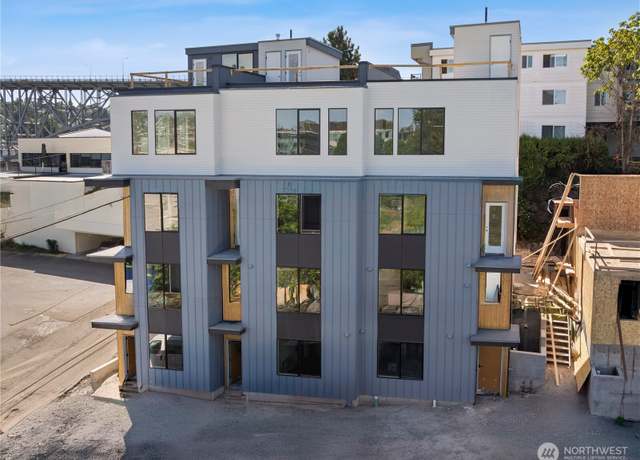 Property at 3425 Albion Pl N, Seattle, WA 98103, 2 beds, 2.5 baths
