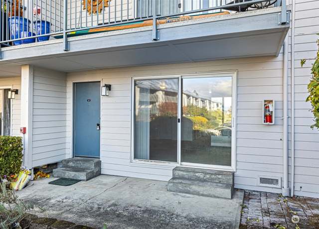 Property at 22977 Marine View Dr S Unit C104, Des Moines, WA 98198, 2 beds, 1 bath