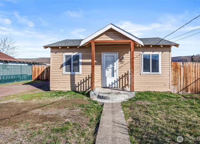 Property at 717 Laurel St, Yakima, WA 98902, 2 beds, 1 bath