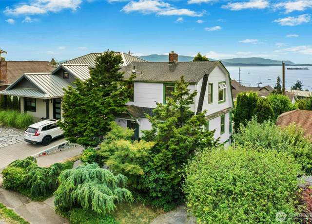 Property at 510 13th St, Bellingham, WA 98225, 3 beds, 2 baths