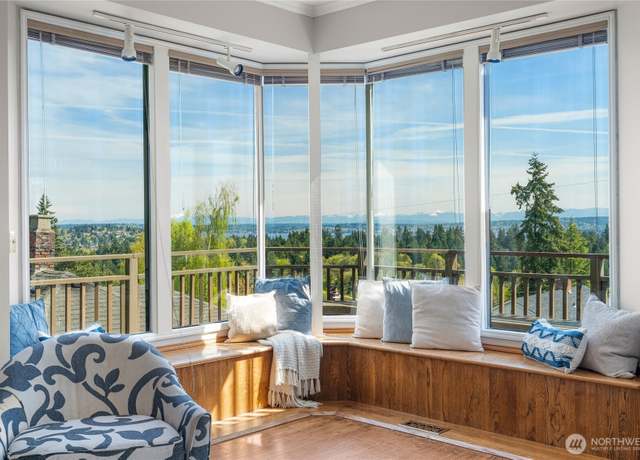 Property at 1208 23rd Ave E, Seattle, WA 98112, 7 beds, 4.5 baths