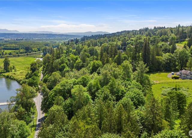 Property at 21313 167th Ave SE, Monroe, WA 98272, 4 beds, 3.5 baths