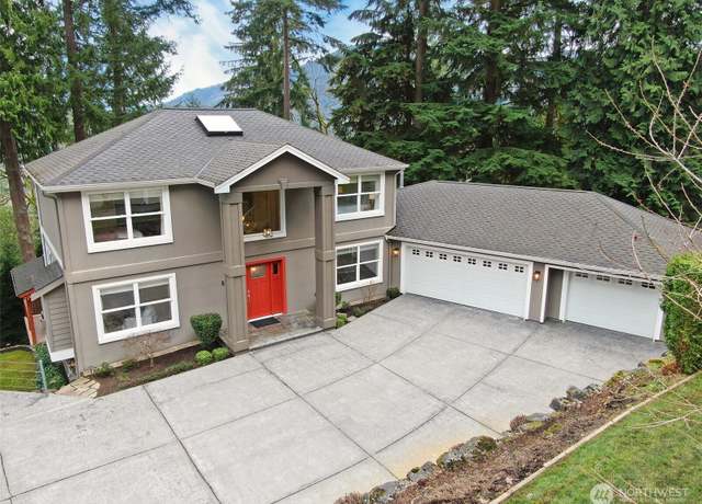 Property at 525 SW Ellerwood St, Issaquah, WA 98027, 4 beds, 3.5 baths