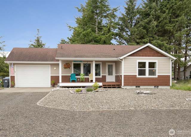 Property at 755 Island Cir SE, Ocean Shores, WA 98569, 2 beds, 2 baths