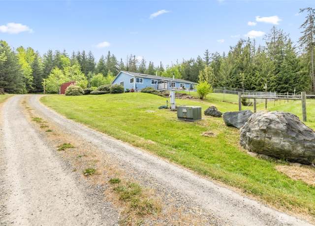 Property at 399 Pike Pl, Sequim, WA 98382, 4 beds, 3 baths