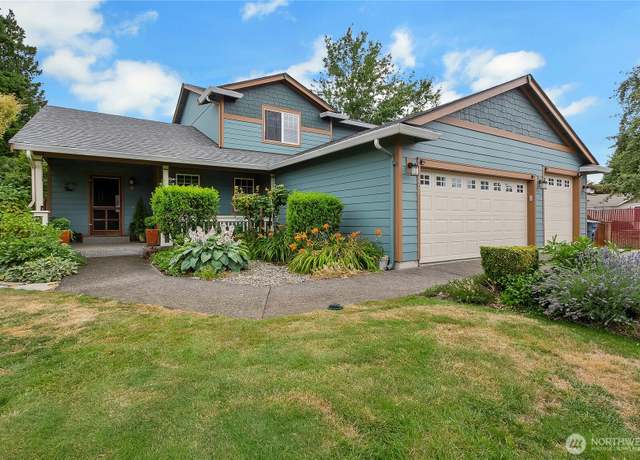 Property at 807 21st St NW, Puyallup, WA 98371, 3 beds, 2.5 baths