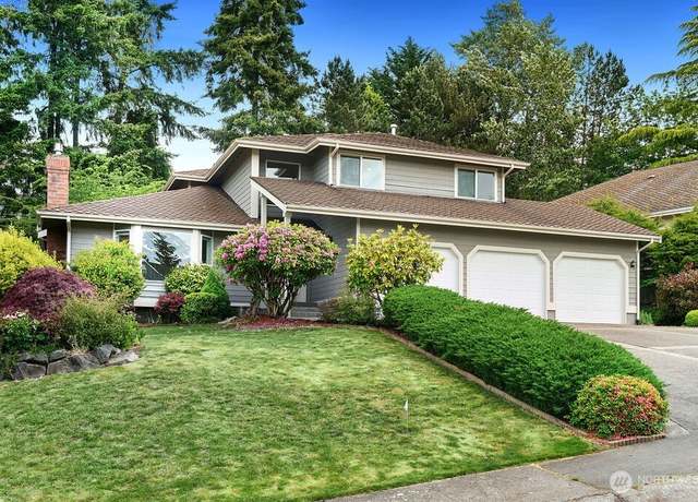 Property at 1112 SW 326th Pl, Federal Way, WA 98023, 3 beds, 2.5 baths