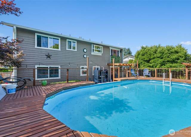 Property at 14618 SE 275th Pl, Kent, WA 98042, 4 beds, 3 baths