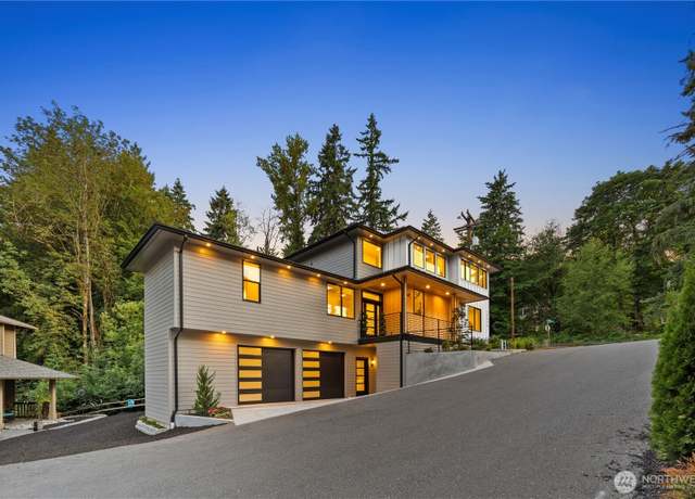 Property at 19926 68th Ave NE, Kenmore, WA 98028, 6 beds, 4.5 baths
