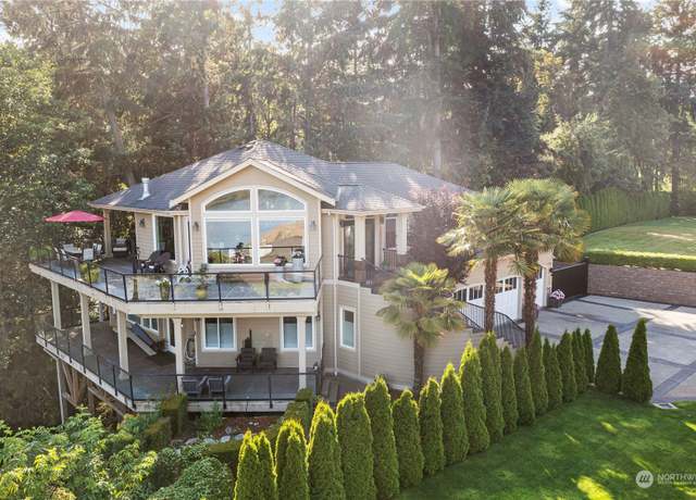Property at 1312 19th Street Ct NW, Gig Harbor, WA 98335, 3 beds, 2.5 baths