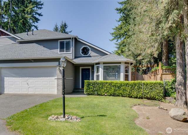Property at 17 119th St SE Unit B, Everett, WA 98208, 3 beds, 2.5 baths
