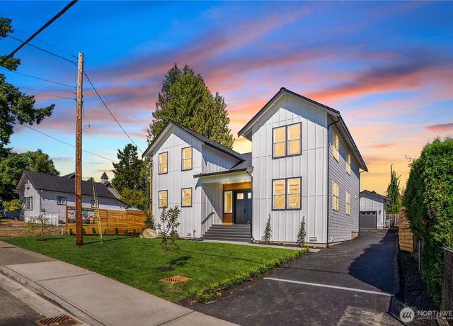 Property at 325 J Ave Unit A, Snohomish, WA 98290, 4 beds, 2.5 baths