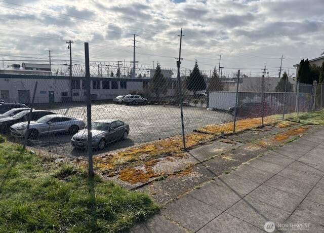 Property at 3401 Broadway Ave, Everett, WA 98201