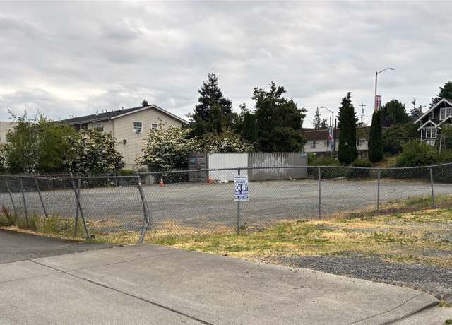 Property at 3401 Broadway Ave, Everett, WA 98201
