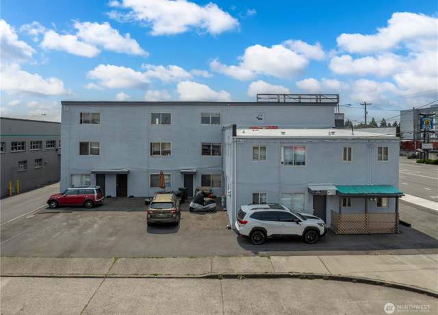 Property at 9632 Aurora Ave N, Seattle, WA 98103, 16 beds, 16 baths