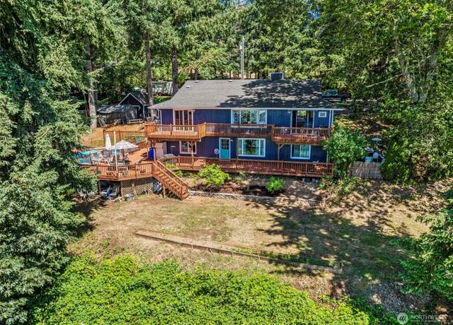 Property at 14502 NE 186th Ave, Brush Prairie, WA 98606, 6 beds, 3 baths