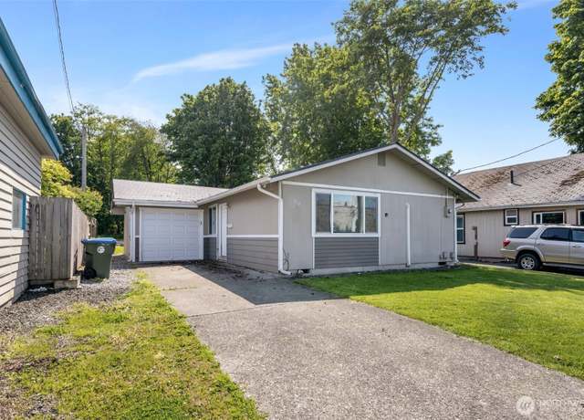 Property at 427 E 3rd St, Port Angeles, WA 98362, 3 beds, 2 baths