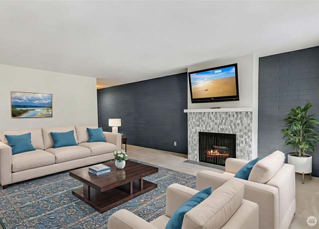 Property at 11021 Glen Acres Dr S Unit B, Seattle, WA 98168, 2 beds, 2 baths
