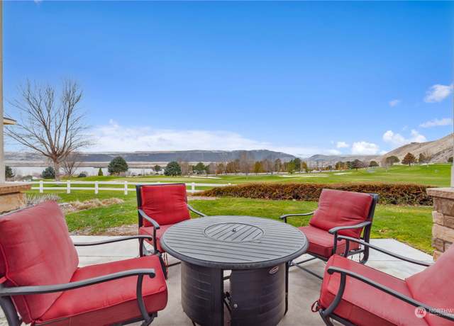 Property at 23378 Sunserra Loop NW Unit A-25, Quincy, WA 98848, 2 beds, 2.5 baths