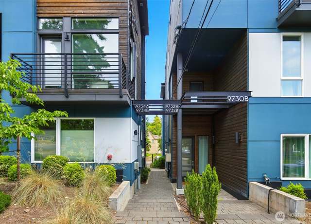 Property at 9732 Woodlawn Ave N Unit A, Seattle, WA 98103, 3 beds, 2.5 baths