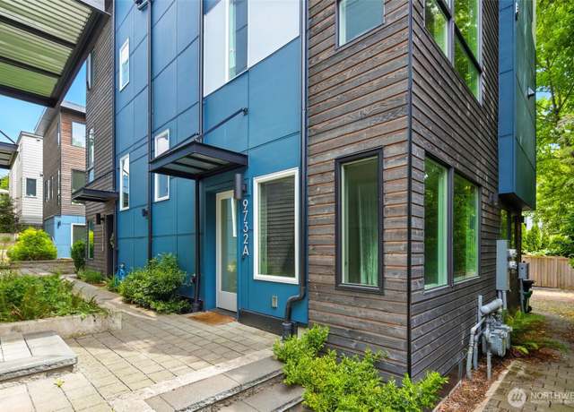 Property at 9732 Woodlawn Ave N Unit A, Seattle, WA 98103, 3 beds, 2.5 baths