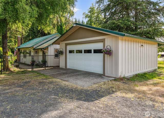 Property at 3381 Centralia Alpha Rd, Onalaska, WA 98570, 2 beds, 1 bath