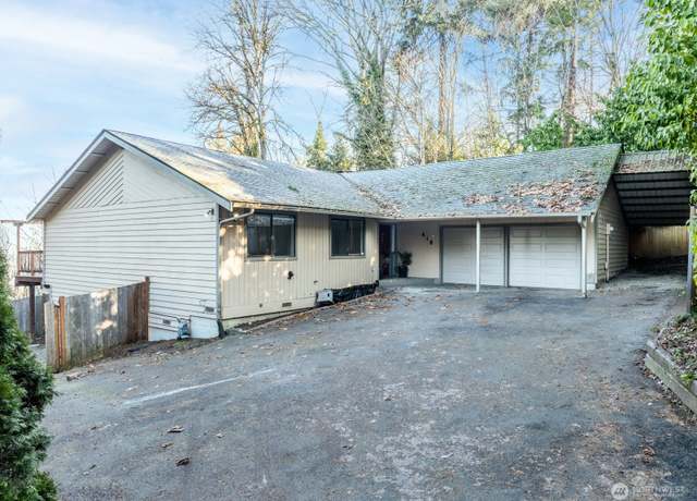 Property at 418 Kennebeck Ave S, Kent, WA 98030, 4 beds, 3 baths