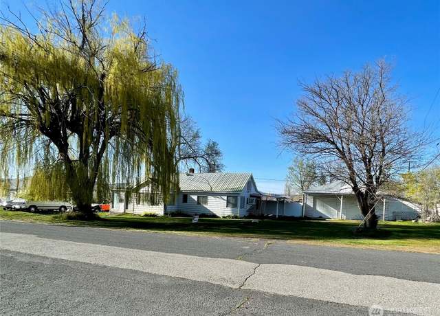 Property at 120 E Lewis St, Coulee City, WA 99115, 2 beds, 1 bath