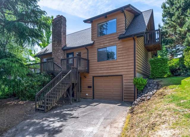 Property at 1103 N 23rd Ave, Kelso, WA 98626, 3 beds, 2 baths