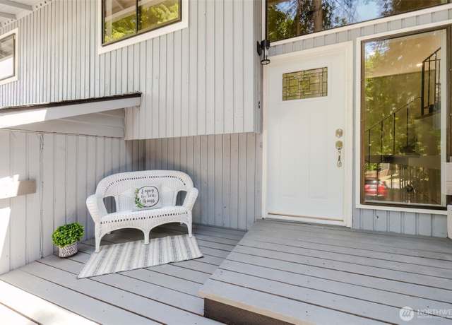 Property at 7550 NE Varsity Ln, Bremerton, WA 98311, 3 beds, 3 baths
