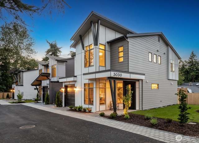 Property at 13026 NE 85th Ln, Kirkland, WA 98033, 3 beds, 2.5 baths