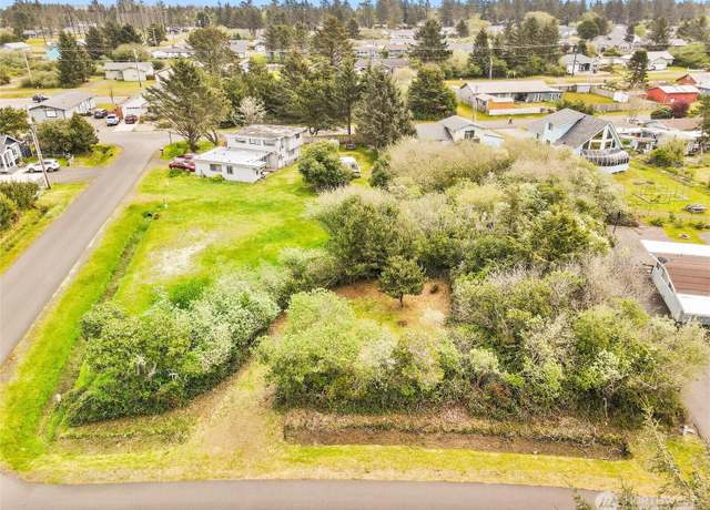 Property at 113 Jib St NW, Ocean Shores, WA 98569
