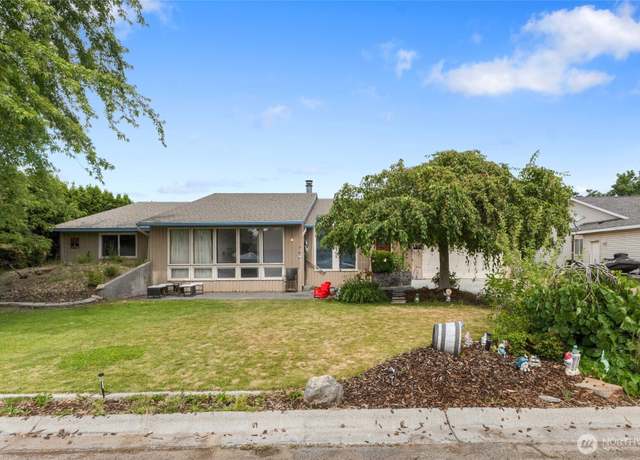 Property at 9307 Albert Way SE, Moses Lake, WA 98837, 3 beds, 2 baths