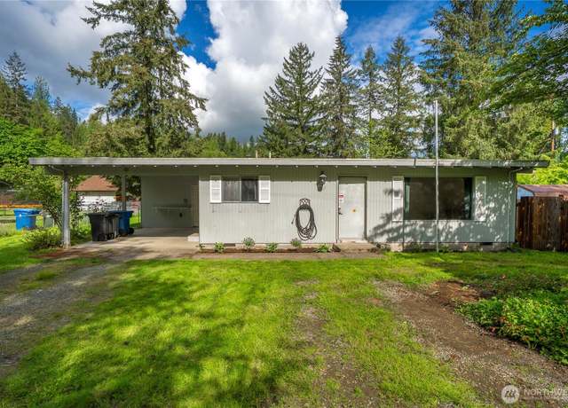 Property at 21813 223rd Pl SE, Maple Valley, WA 98038, 2 beds, 1 bath