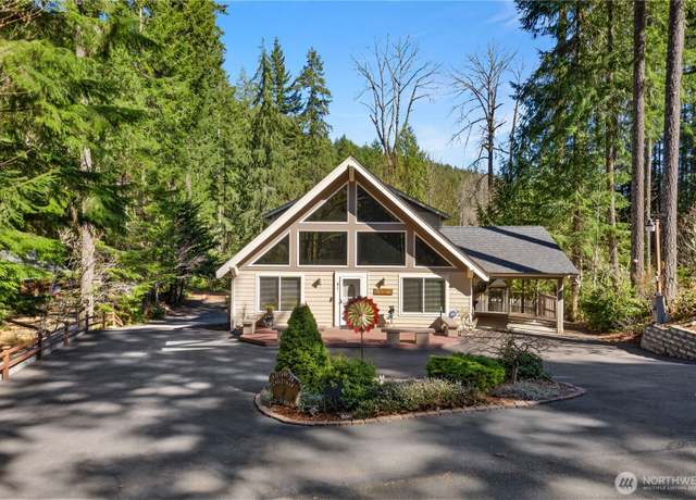 Property at 81 N Fawn Dr, Hoodsport, WA 98548, 2 beds, 4 baths