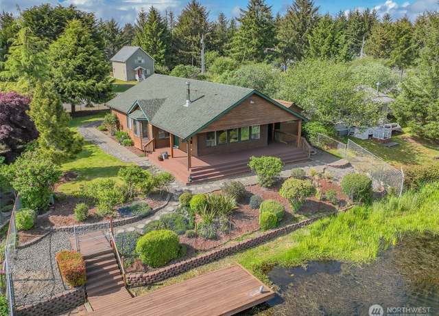 Property at 575 Kahkwo Ct SE, Ocean Shores, WA 98569, 3 beds, 2 baths