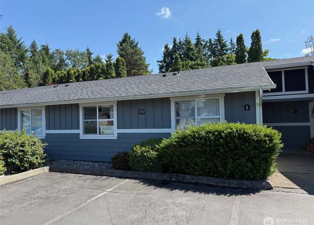 Property at 1722 E Pioneer Ave #8, Puyallup, WA 98372, 2 beds, 1 bath