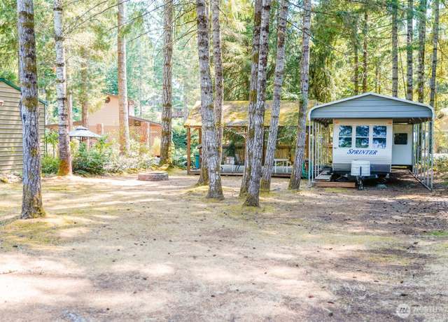 Property at 111 N Napilikai Dr, Lilliwaup, WA 98555